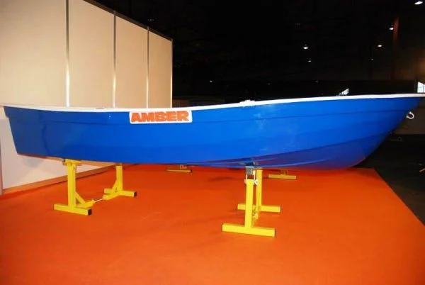Airu laiva AMBER 360